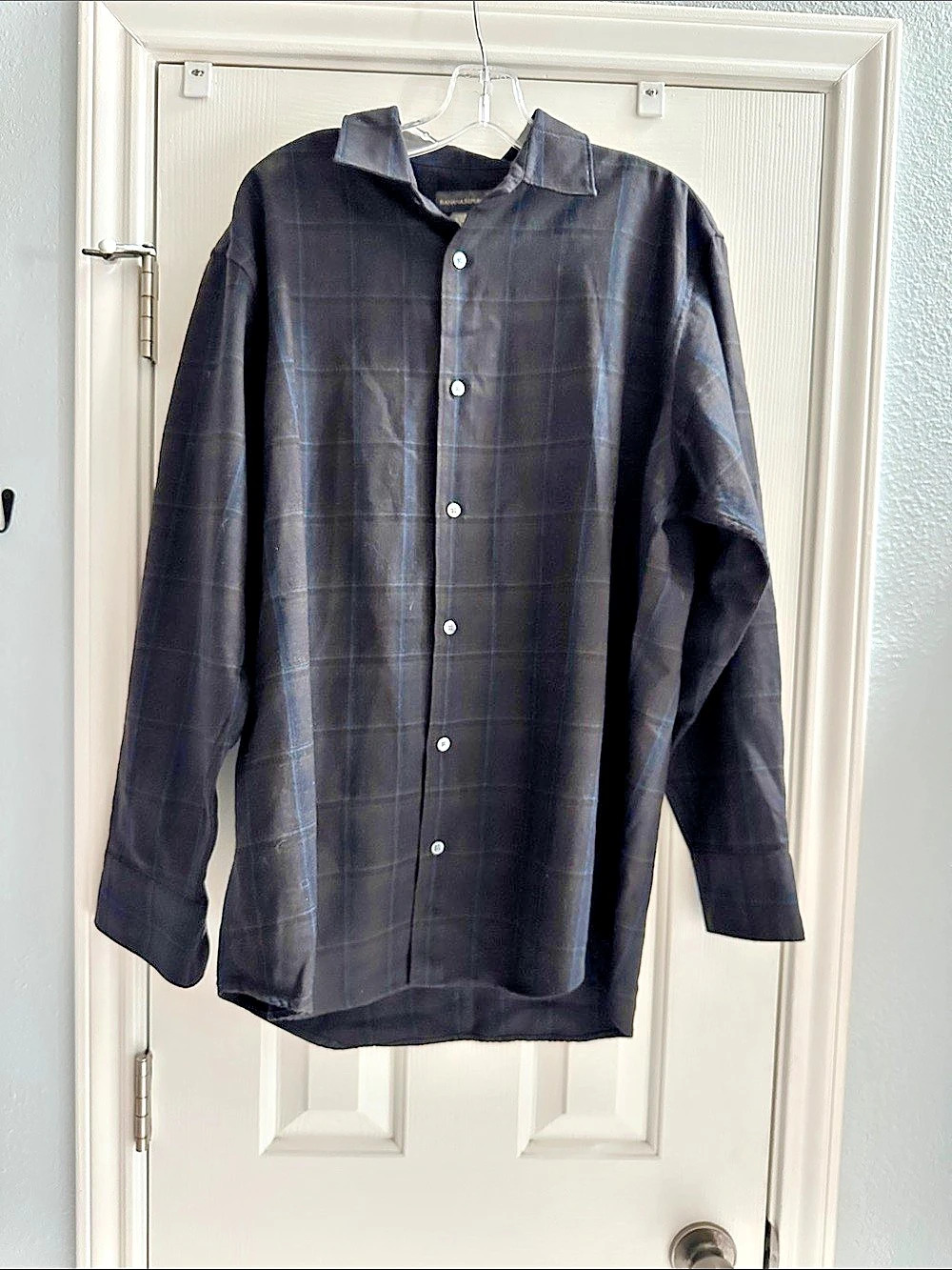 Banana Republic Plaid Wool Button Down Charcoal Gray and Blue Mens L Classic